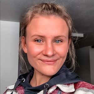 Meet your Posher, Marissa